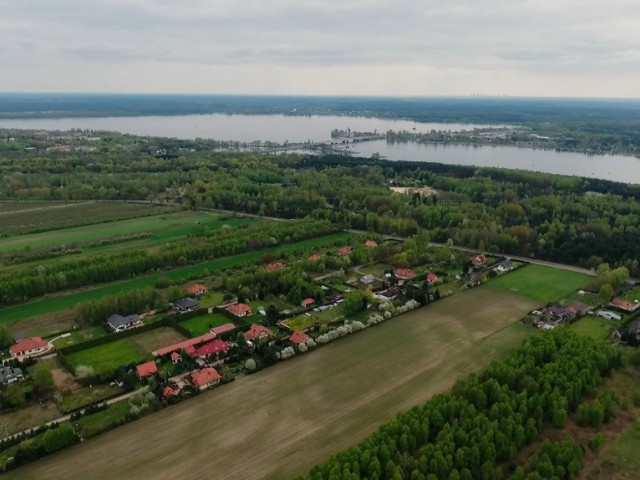 Atrakcyjna działka budowlana 1,5 ha 84 m od frontu