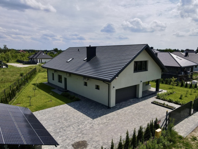 Nowoczesny dom 453m2/281m2 na działce 1260m2