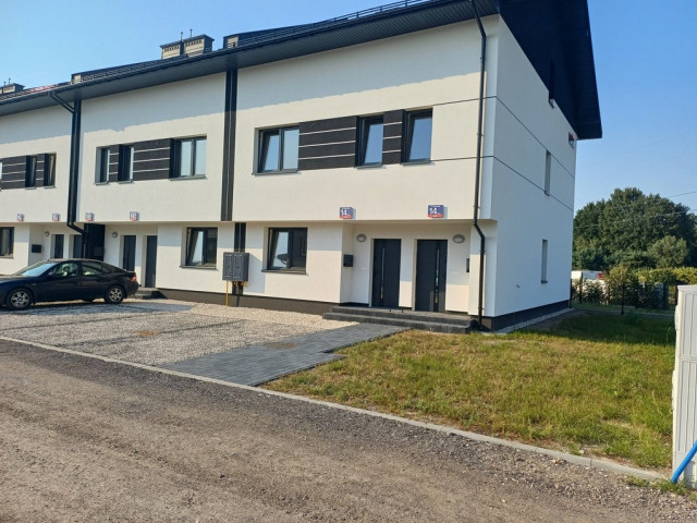 Przestronny lokal 157,05 m2 z ogródkiem 90 m2